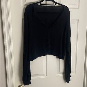 Black Long Sleeve Cropped Top